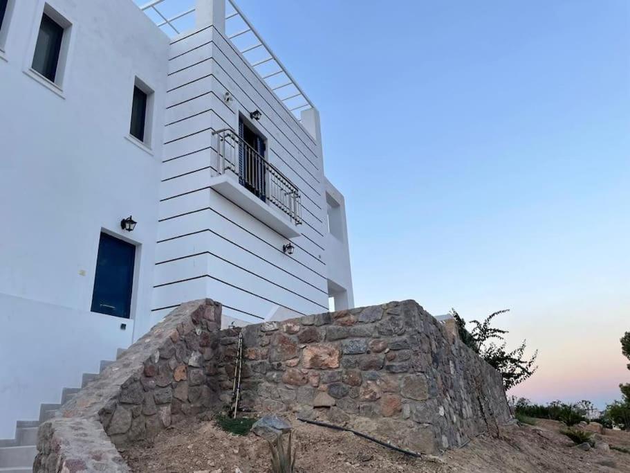 Souvala /Aegina. Excellent location Luxury villa. Vathí Extérieur photo