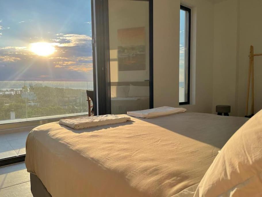 Souvala /Aegina. Excellent location Luxury villa. Vathí Extérieur photo