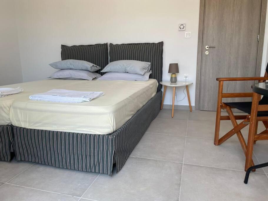 Souvala /Aegina. Excellent location Luxury villa. Vathí Extérieur photo