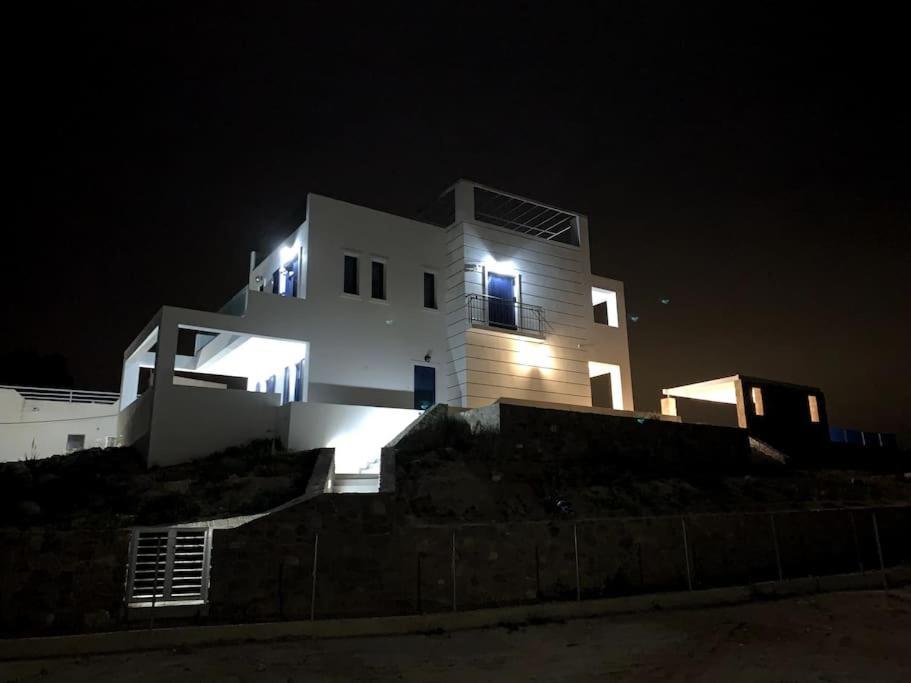 Souvala /Aegina. Excellent location Luxury villa. Vathí Extérieur photo