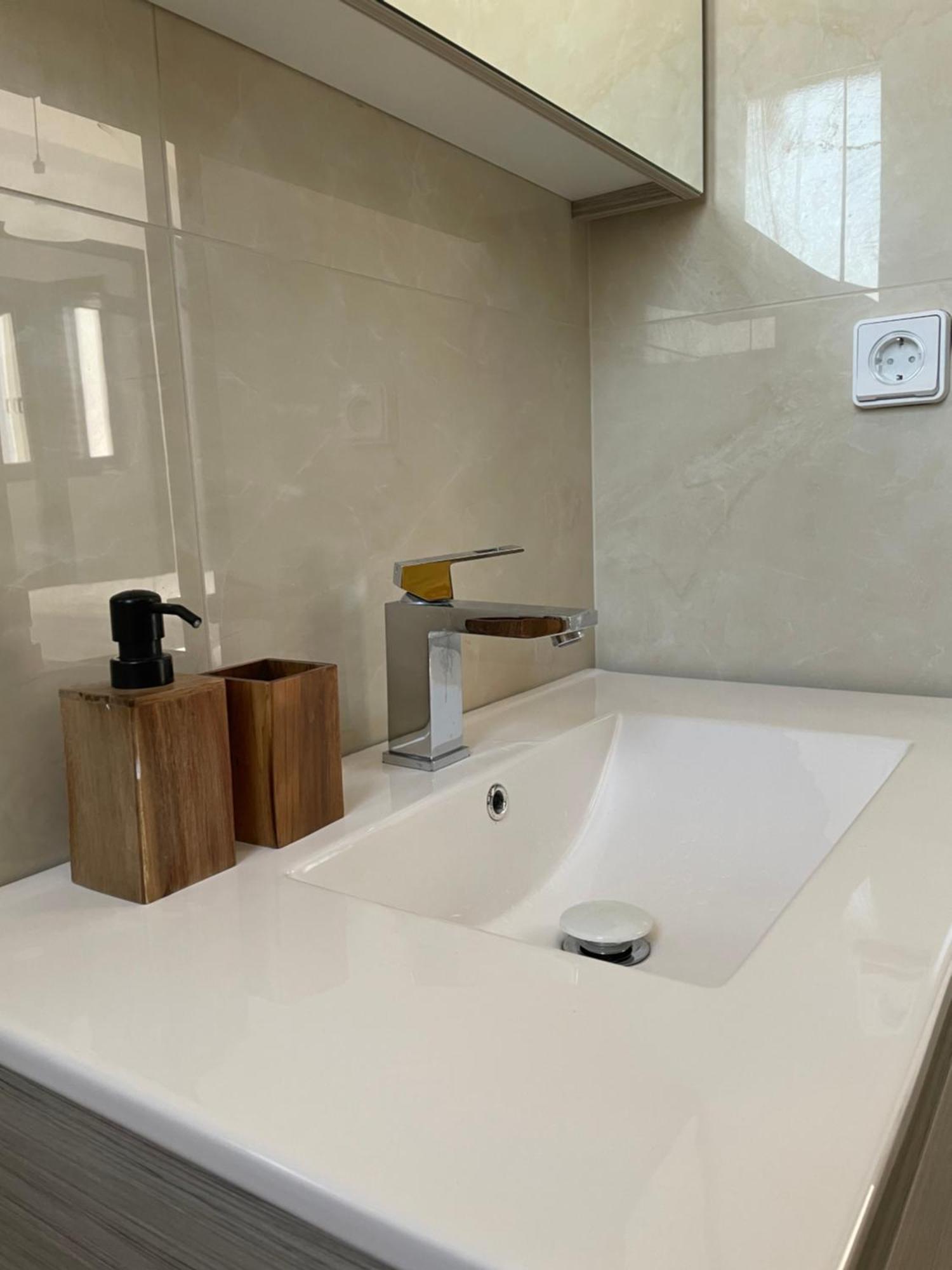 Souvala /Aegina. Excellent location Luxury villa. Vathí Extérieur photo